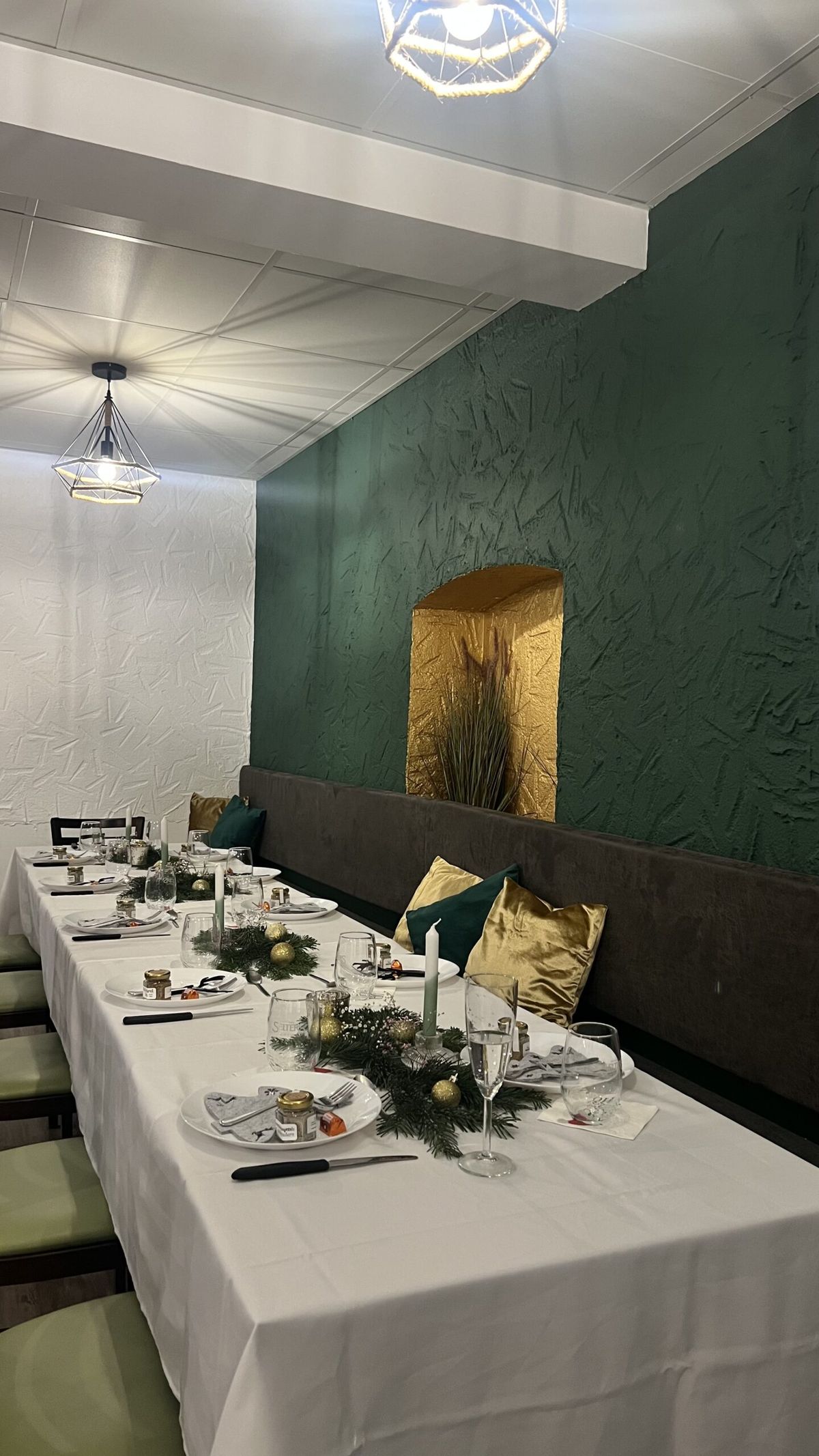 Eingedeckte Tafel für ein Event